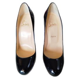 Décolleté Christian Louboutin in vernice nera