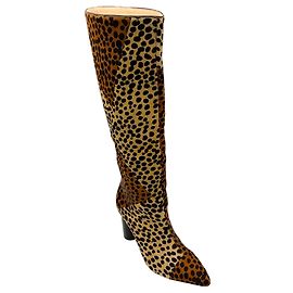 Jerri kniehohe Stiefel aus Ponyhaar im Umber-Leopardenmuster von Ulla Johnson