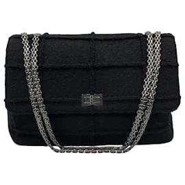 Chanel Vintage Borsa Jumbo Flap in Lana Nera degli Anni '90