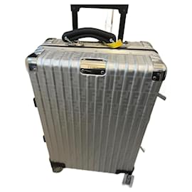 Edizione Limitata Rimowa x Fendi
