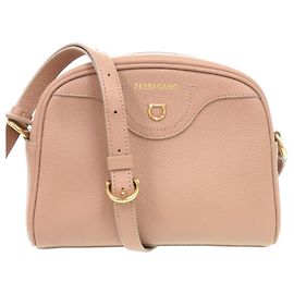 Borsa a Spalla in Pelle Salvatore Ferragamo Gancini EE 21 8372