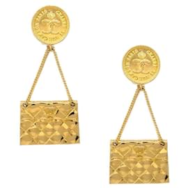 Orecchini a clip in metallo Chanel 31 Rue Cambon Flap Bag