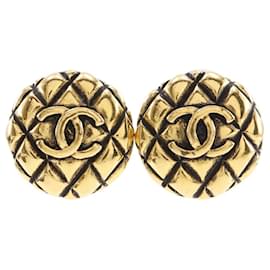 Orecchini a clip matelassé placcati oro vintage Chanel
