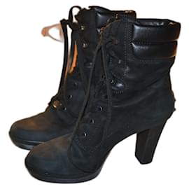Stivaletti in pelle Tod's neri