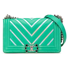 Chanel Boy Flap Tasche aus Chevron-Lammleder mit holographischem PVC, Größe Old Medium