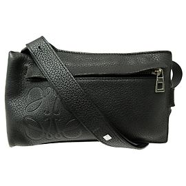 BORSA CLUTCH VERTICALE LOEWE T POCKET IN PELLE GRAIN NERA