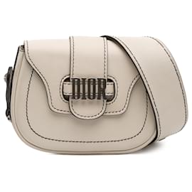 Bolsa de sela D Fence em couro branco mini da Dior
