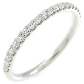 Anello a fascia micro pavé Harry Winston