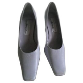 Autre Marque Carmen Poveda Pumps Hellblaues Leder 37 FR