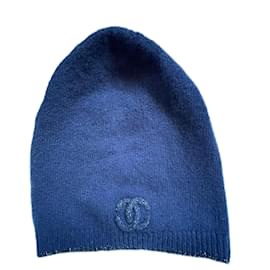 Gorro Chanel de cachemira azul con logo CC