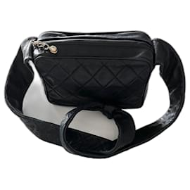 Chanel Mini Vintage Kamera