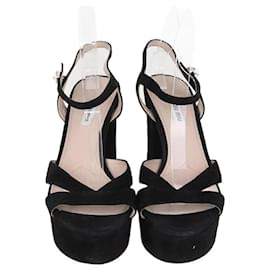 Sandali con tacco a piattaforma in suede nero con cristalli e cinturino alla caviglia Miu Miu