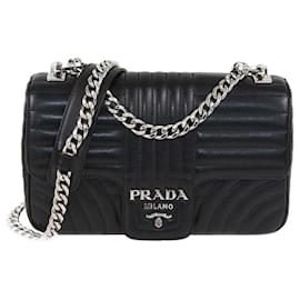Prada Schwarze Leder Schultertasche Medium Diagramme