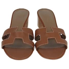 Sandali Oasis in pelle dorata Hermès