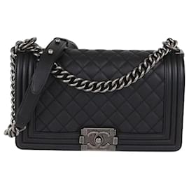 Borsa Boy Flap Media in Pelle Trapuntata Nera di Chanel