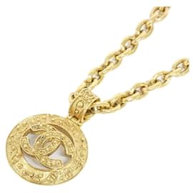 Collana Chanel con pendente dorato