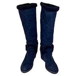 Stivali invernali Moncler in suede nero con fodera in pecora