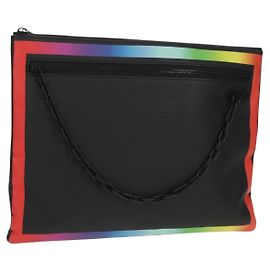 Pochette A4 Rainbow in pelle Taiga Louis Vuitton