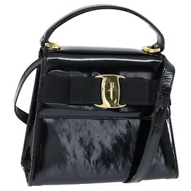 Bolsa de Mão Vala Salvatore Ferragamo em Couro Envernizado 2 em 1 Preto Ouro Auth bs30316