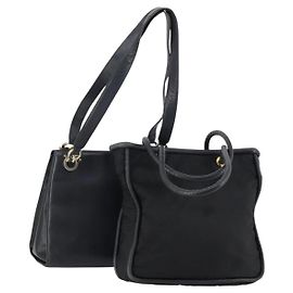 Bolso de mano Celine de nylon y cuero Salvatore Ferragamo 2 piezas negro Auth 150480