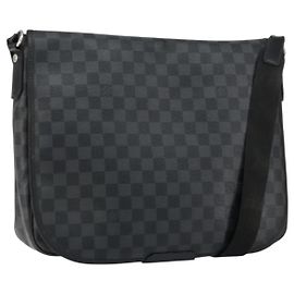 LOUIS VUITTON Borsa a Spalla Damier Graphite Daniel MM N58029 LV Auth 148377
