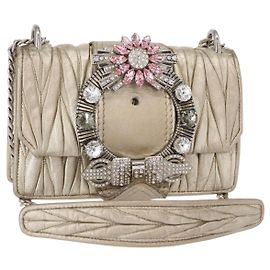 Borsa a Spalla in Pelle Matelassé Miu Miu con Catena Champagne Oro Argento Auth bs31411