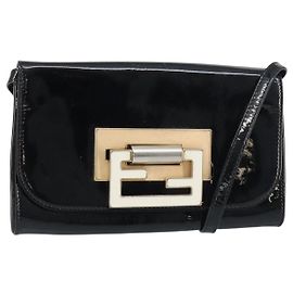 Borsa a Spalla FENDI Smalto Nero Oro Auth 156479