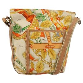 Borsa a Spalla LOEWE in Tela Beige Auth 149682