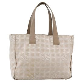 CHANEL Nuova Borsa Tote da Viaggio Nylon Beige Oro CC Auth ti3422