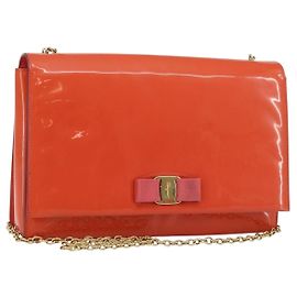 Borsa a Spalla Chain Vala Smalto Arancione Oro Auth BA6593 di Salvatore Ferragamo