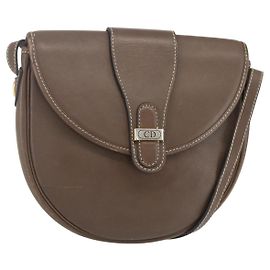 Bolsa de Ombro Christian Dior em Couro Marrom Dourado Auth 151731