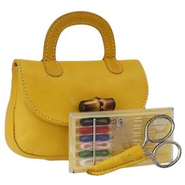 Set da cucire in pelle Gucci Bamboo giallo Auth 147379