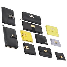 Portafoglio in pelle Salvatore Ferragamo Gancini 11 pezzi Nero Giallo Auth bs30038