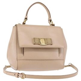 Borsa a Spalla Chain Vala in Pelle Salvatore Ferragamo 2 in 1 Rosa Oro Auth 144333