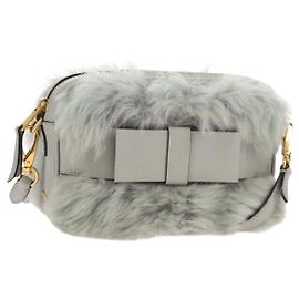 Miu Miu Schultertasche aus Fell Grau Gold Auth 134337V