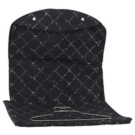 CHANEL Línea de Viaje Funda de Ropa Nylon Negro CC Auth bs30653