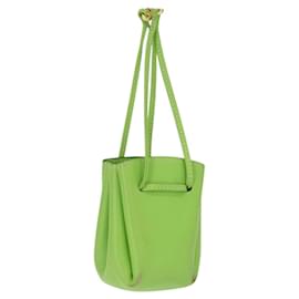 HERMES Vespa Tasche aus grünem Leder Auth BA8722 - Hermès