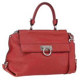 Borsa a mano in pelle Gancini Salvatore Ferragamo 2 in 1 Rossa Argento Auth 157236