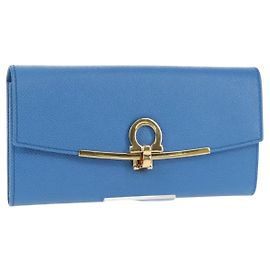 Cartera Larga Gancini de Cuero Azul Dorado Auth 156708V de Salvatore Ferragamo