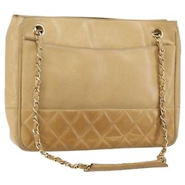 Borsa a Spalla CHANEL in Pelle di Agnello Beige Oro CC Auth BA7752