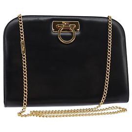 Borsa a mano in pelle nera e oro Gancini Chain di Salvatore Ferragamo Auth 147513