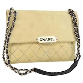 CHANEL Matelassierte Schultertasche aus Wildleder Beige gold CC Auth bs29483