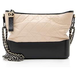 Chanel Gabrielle Medium Hobo en cuir de veau vieilli