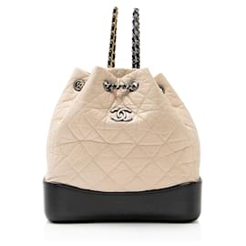 Zaino Gabrielle Small in pelle di vitello invecchiata Chanel