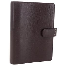 LOUIS VUITTON Agenda MM Taiga Copertura Pianificatore Giornaliero Acajou R20416 LV Auth am10073