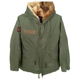 Autre Marque Giacca militare aderente tedesca, parka invernale verde militare di Miss & Furs, taglia M