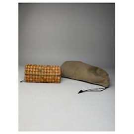 Carteira xadrez de couro Intrecciato Bottega Veneta vintage bege marrom