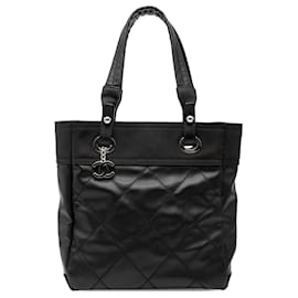 Chanel Schwarze Kleine Gesteppte Beschichtete Canvas Paris Biarritz Tote