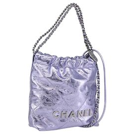 Chanel 22 Hobo Catena Mini in Pelle Trapuntata di Vitello