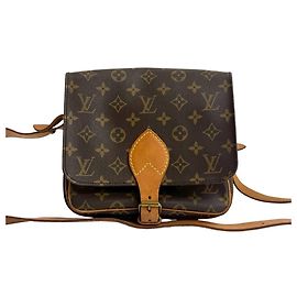 Bolsa de ombro em couro Monogram Culteciel MM da Louis Vuitton